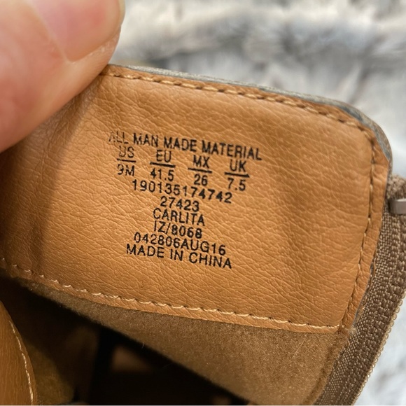 I Heart Comfort Ankle booties - Picture 7 of 13